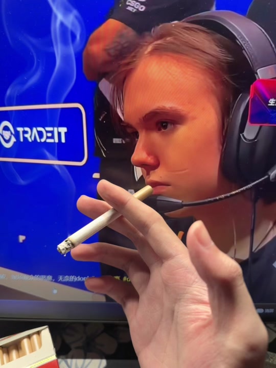 Jeorge 主宰比赛，将Nouns送入美洲RMR，战胜了 NRG