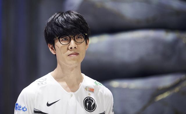 T.c — Passion UA 的新教练；