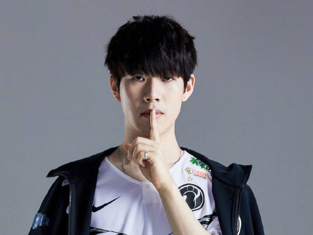 Kenzhu谈EDG被横扫：今天哪里谈的上遗憾？这状态后面赢不了！